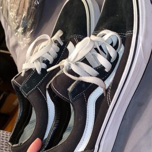 Vans low top